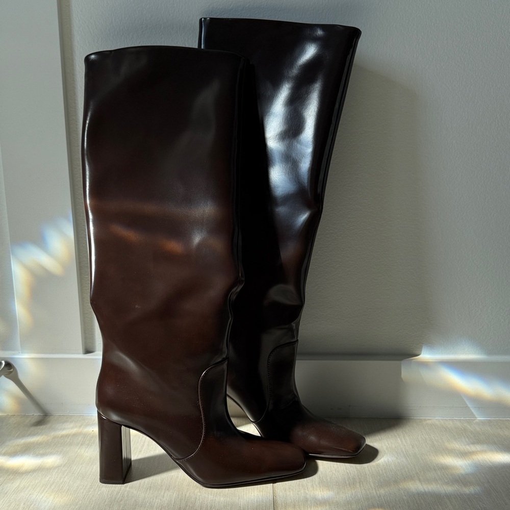 Elegant Brown Knee-High Boots HM sz 39 us 8